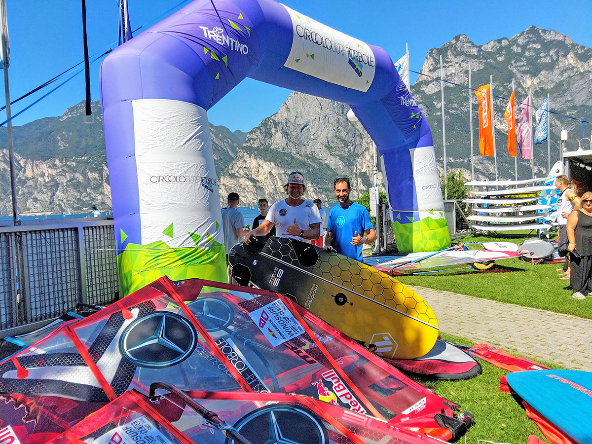 AV-Board Team at One Hour Classic