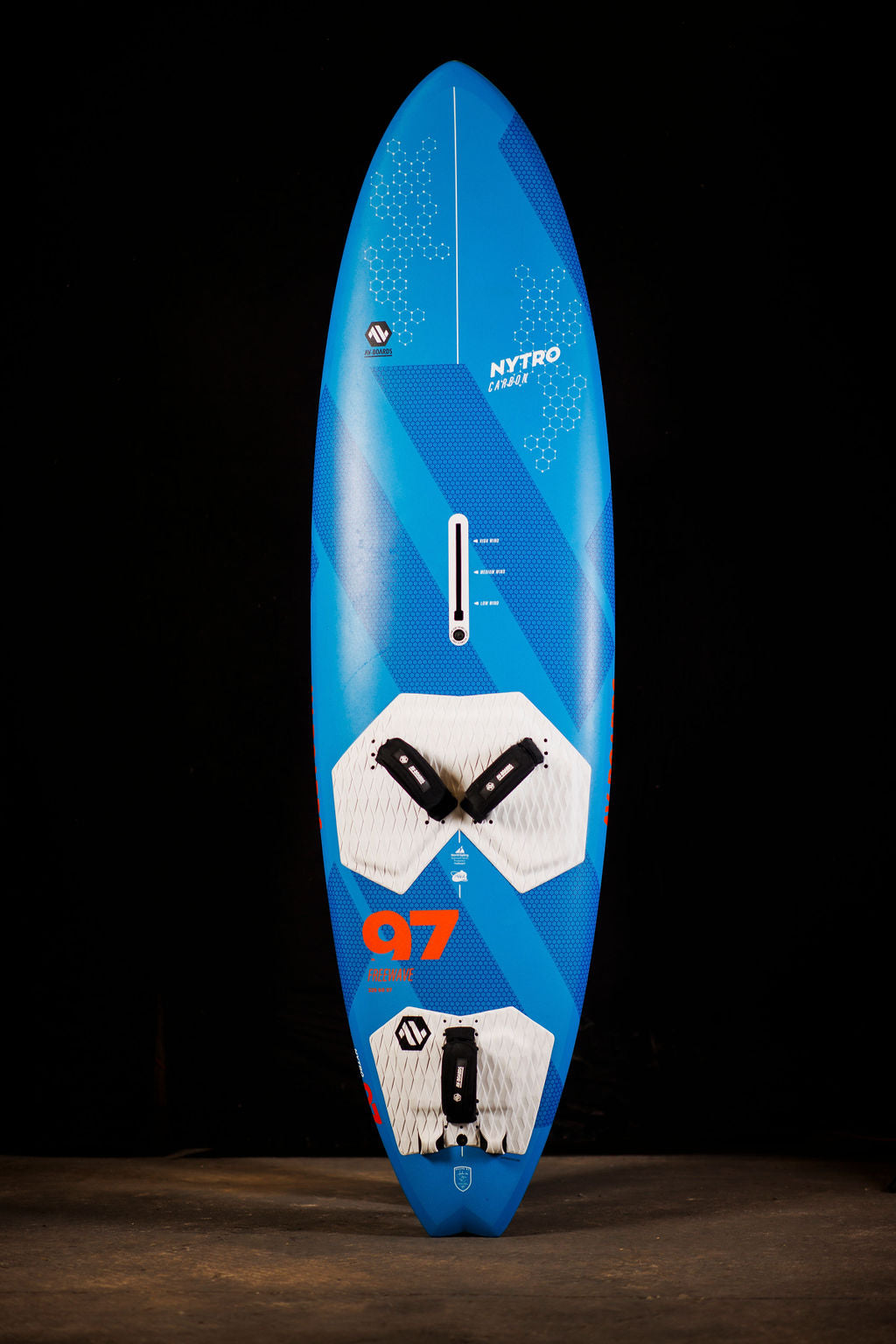 Nytro Carbon Freewave 2025