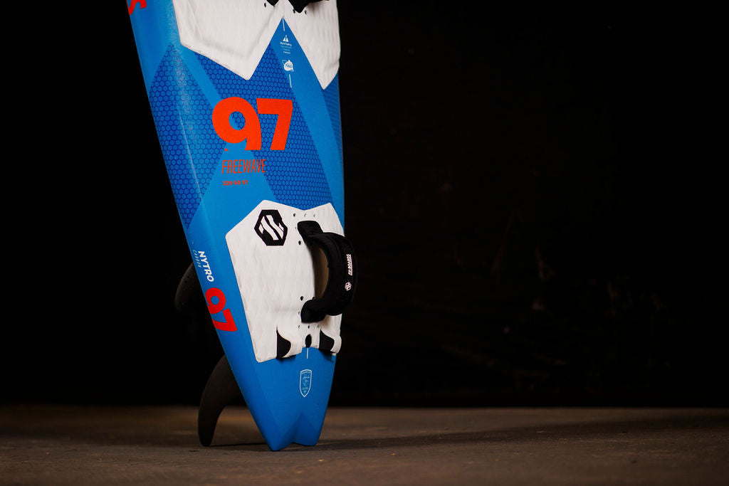 Nytro Carbon Freewave 2025