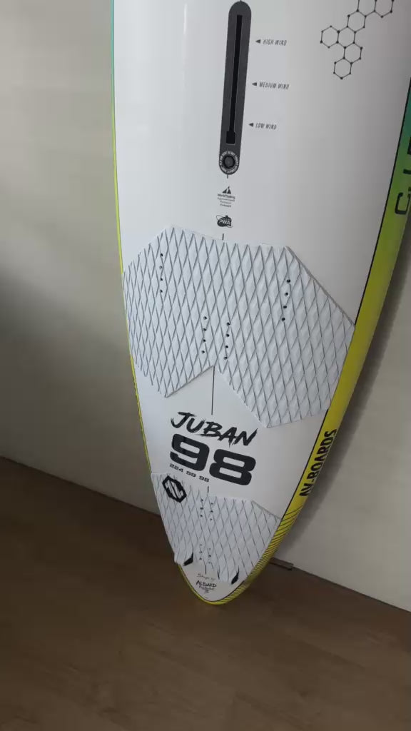Load video: WAVE I CJ PRO 2027